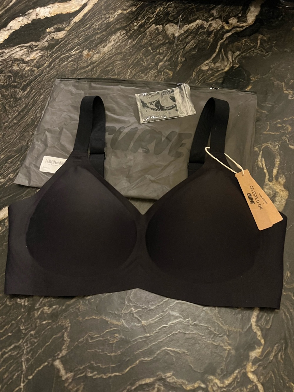 SEAMLESS SOFT V-NECK WIRELESS FULL SUPPORT JELLY BRA - NEW WITH TAGS